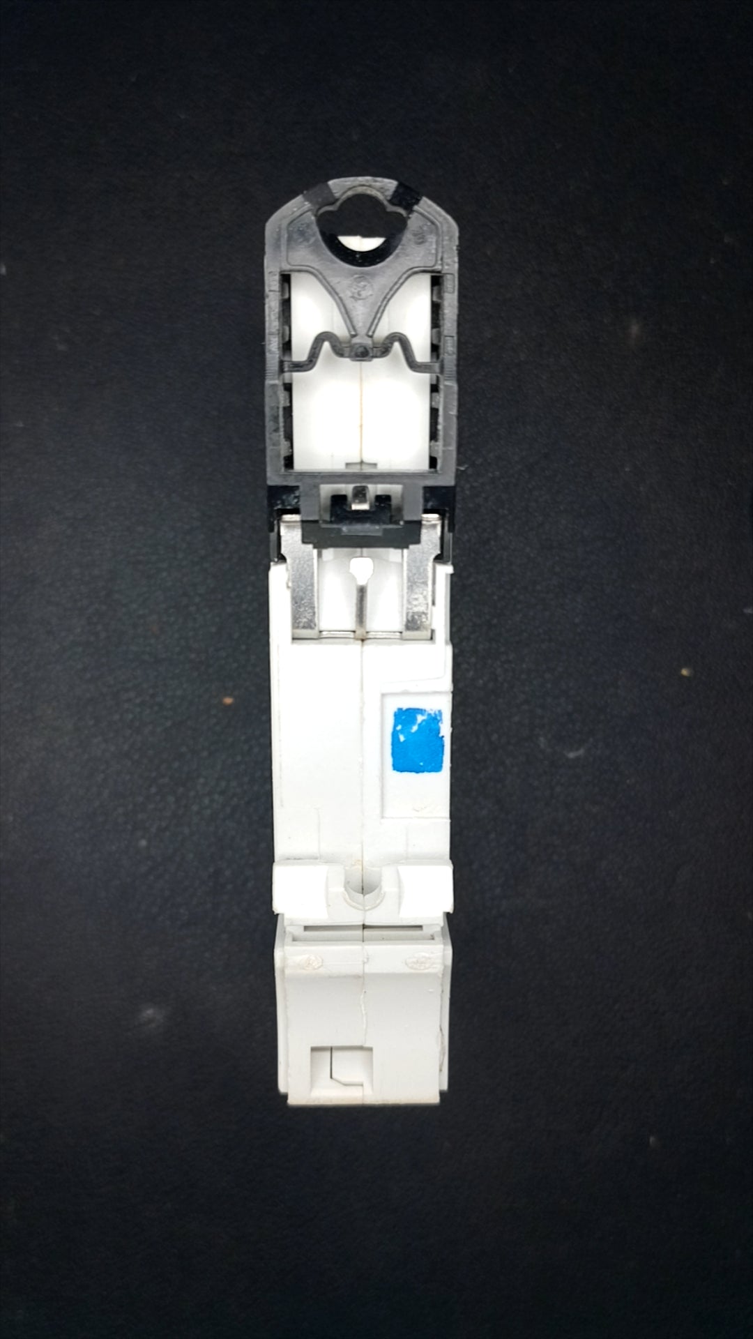 C32 GE EP61 32A 3-Pole Circuit Breaker (6000A Breaking Capacity)