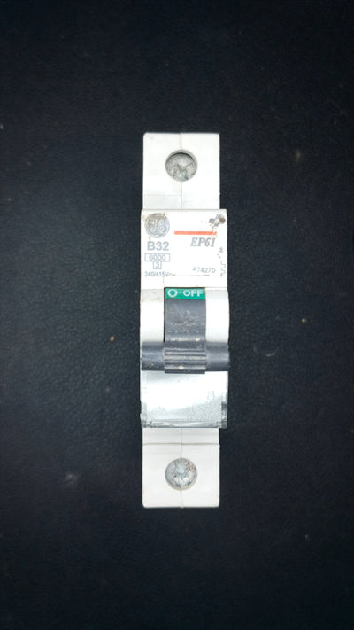 C32 GE EP61 32A 3-Pole Circuit Breaker (6000A Breaking Capacity)
