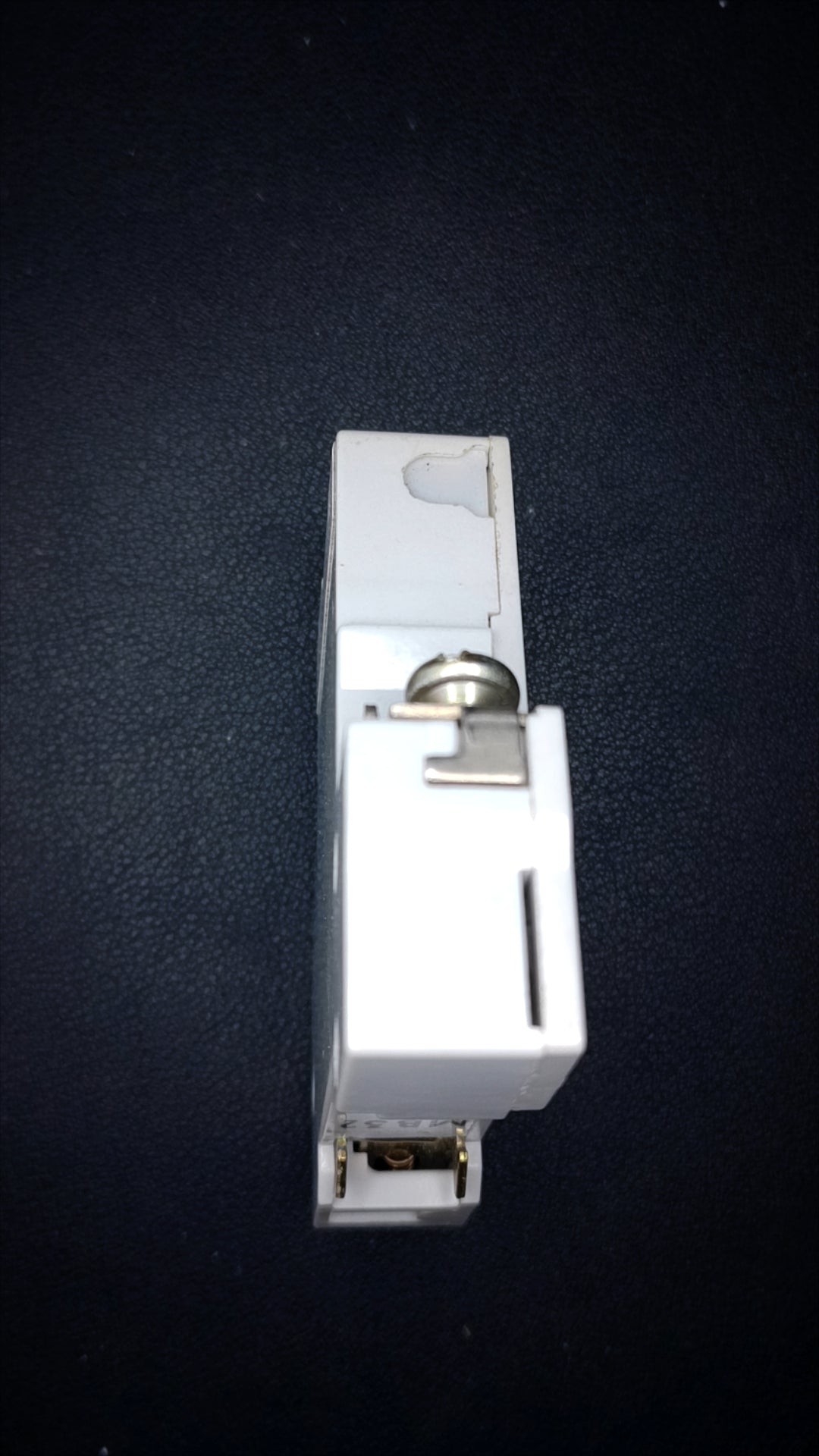 B32 MEM 321QEB 32A Circuit Breaker