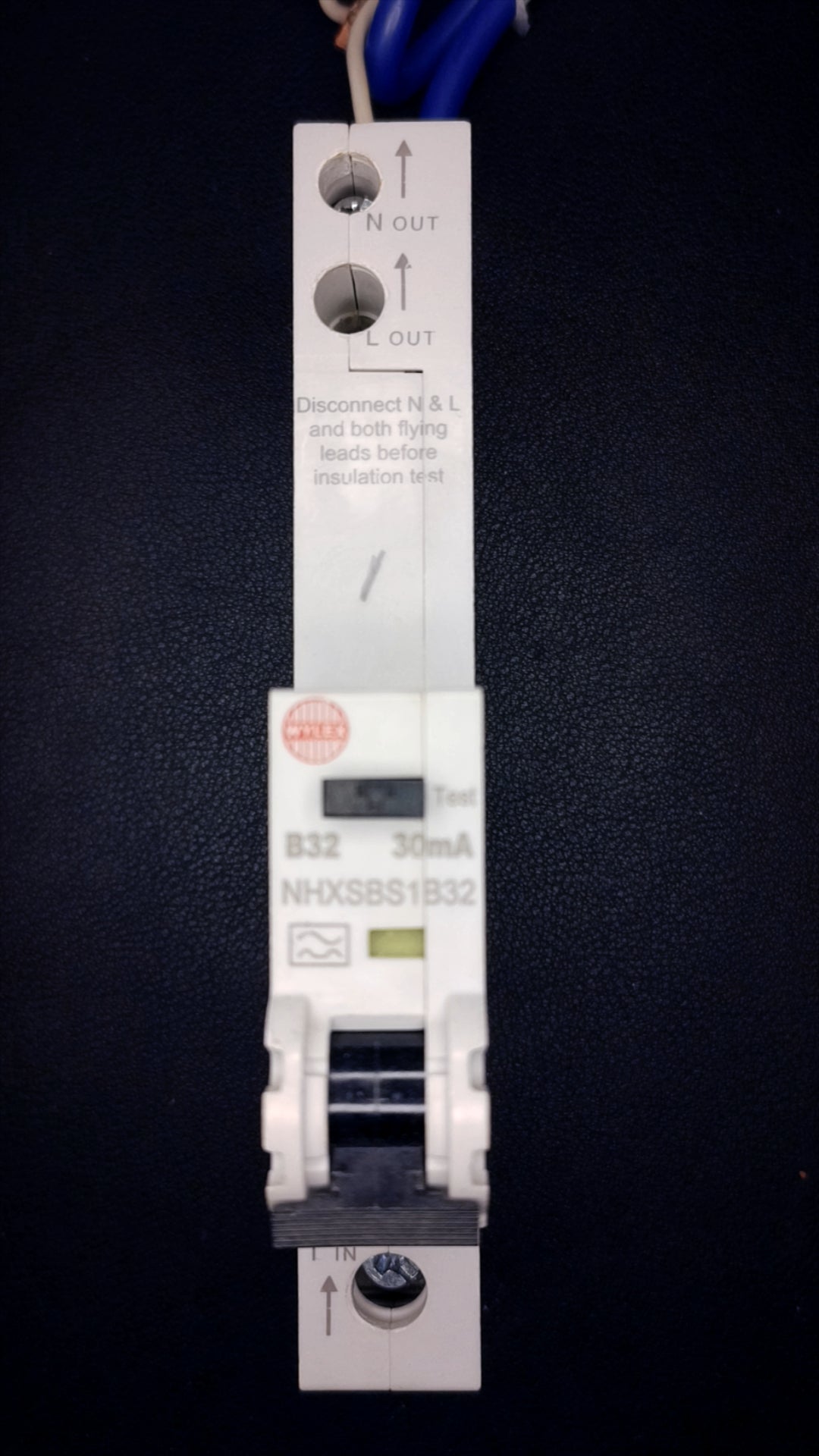 B32 Wylex NHXSBS1B32 32A RCBO (Single Pole, 30kA)