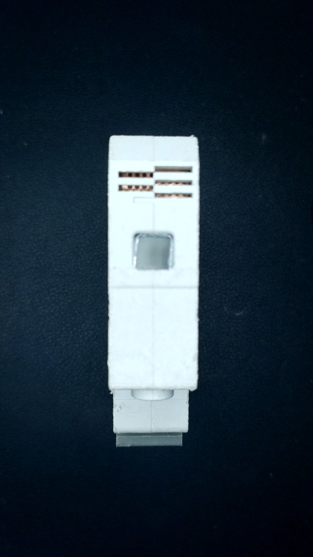 B6 Lewden 6A Circuit Breaker (1 Pole, 6000A Capacity)