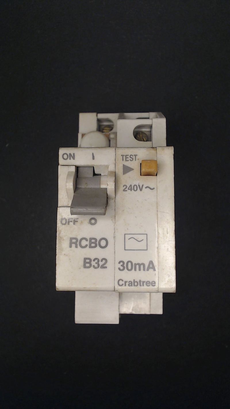 Crabtree B32 32A RCBO