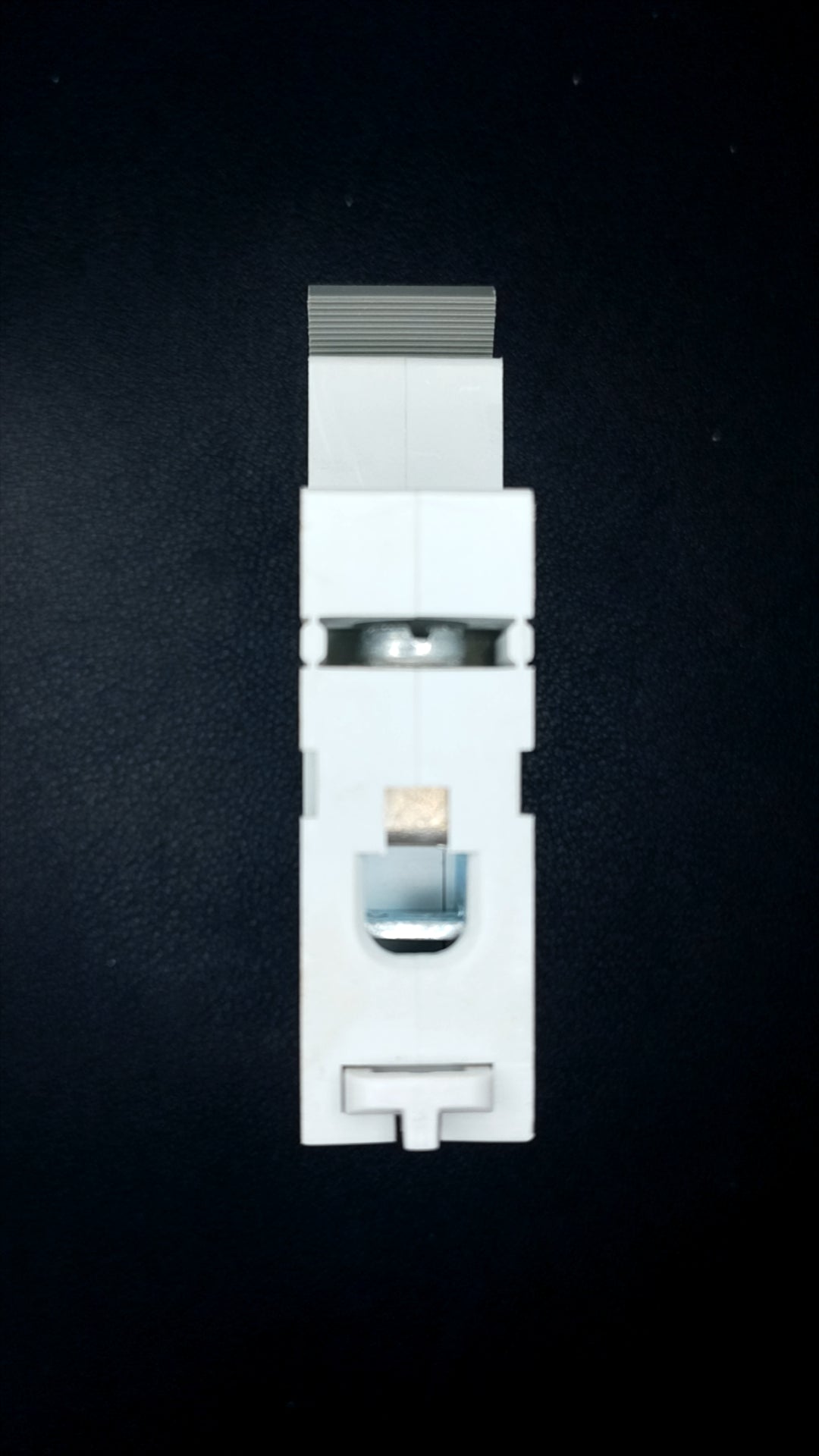 C16 AXIOM CUB16SP B16 (16A, 1 Pole, 6000A)