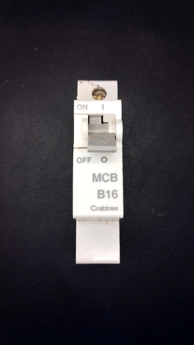 B16 Crabtree 16A Starbreaker SB6000 (Single Pole)