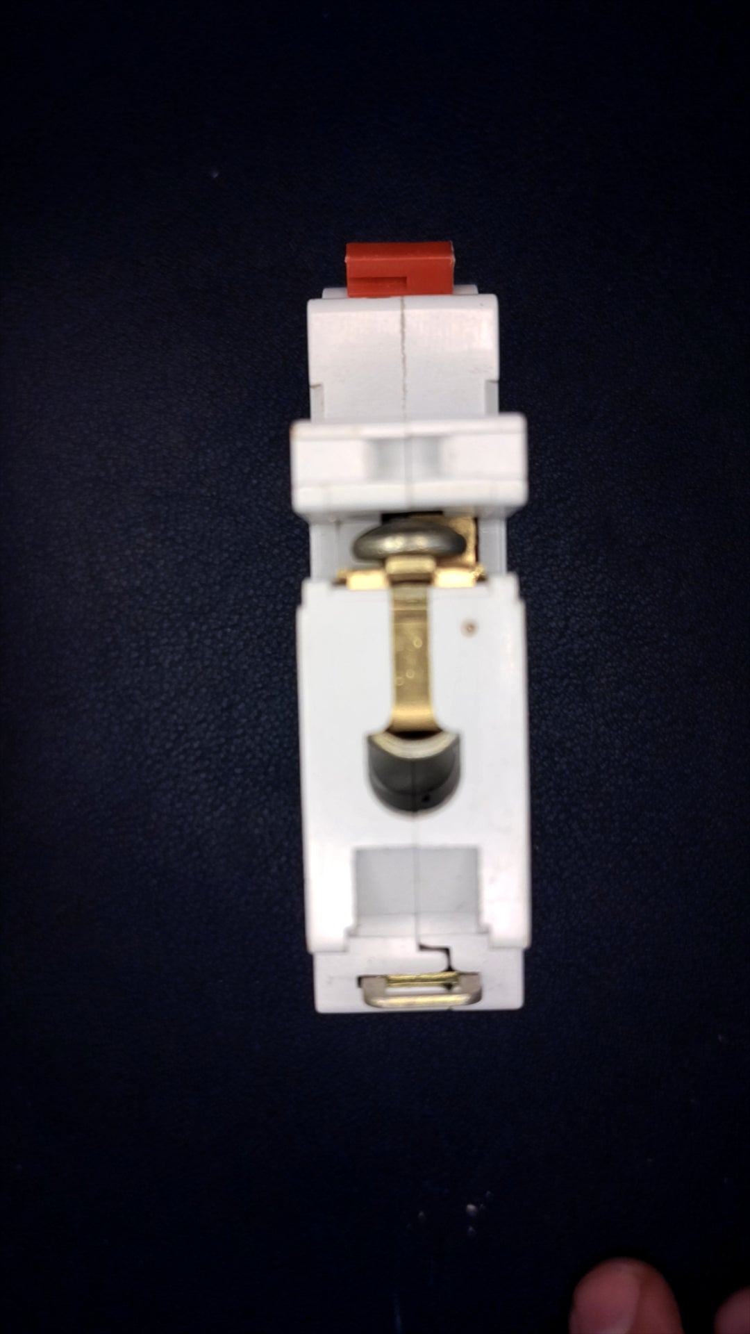 B32 Wylex NSB32 32A Red Switch Type 2 MCB