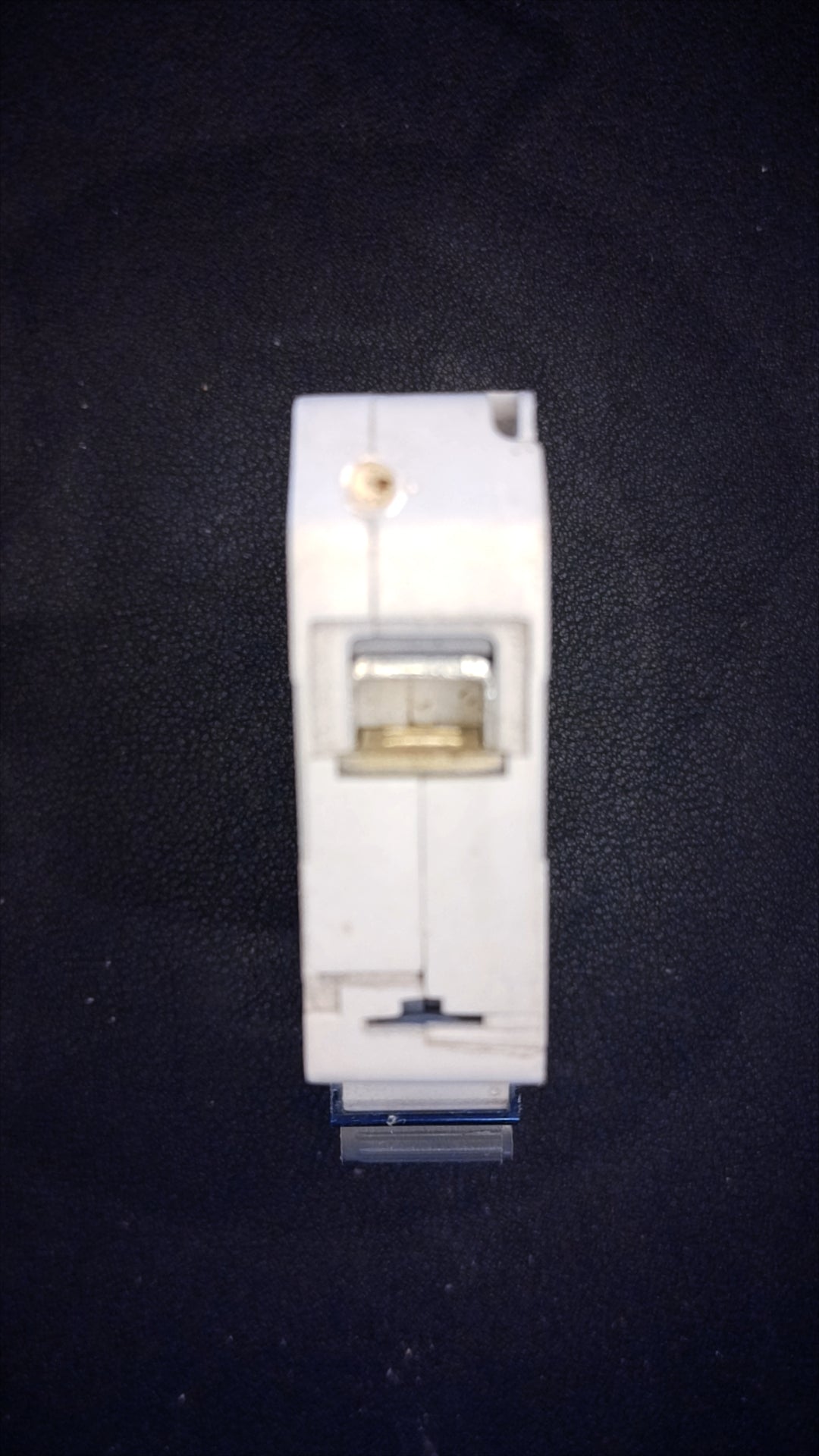C40 Newlec 40C 1P Circuit Breaker (40A, Single Pole)