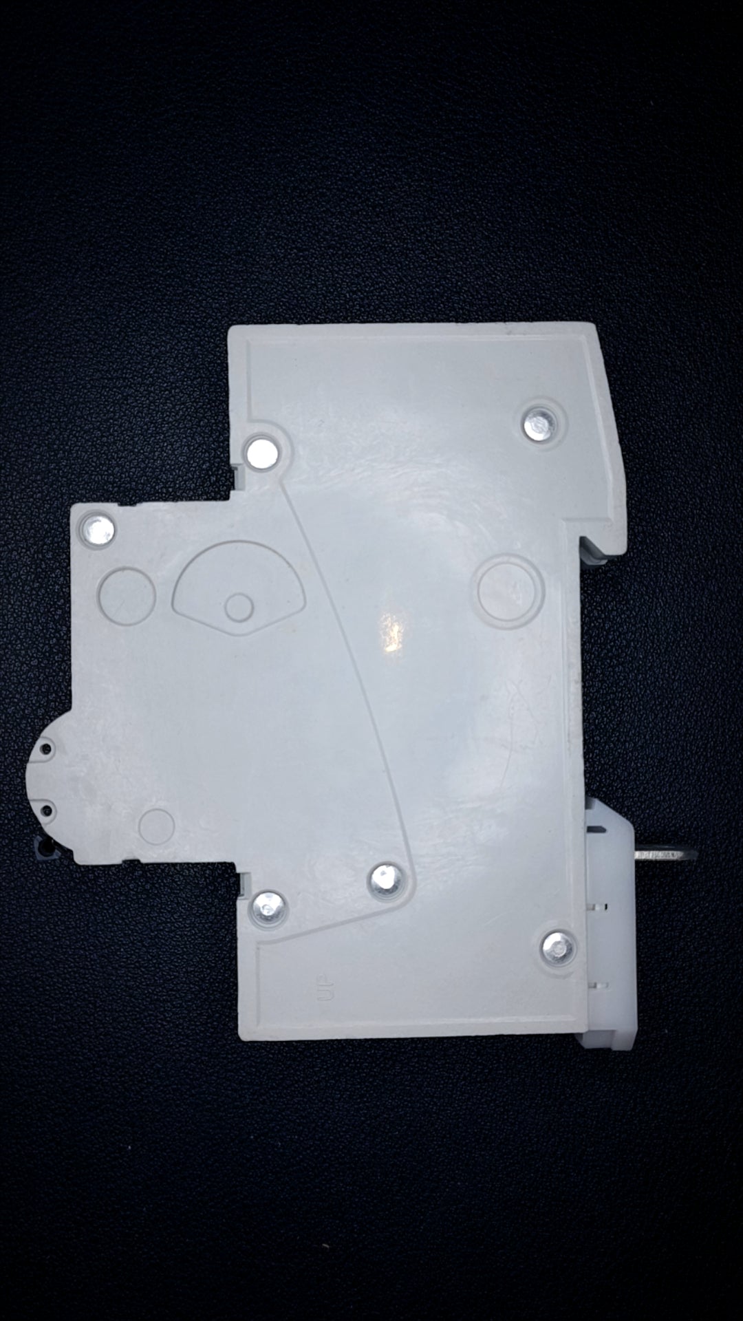 B32 Crabtree 61/B32 32A Series 5 Circuit Breaker
