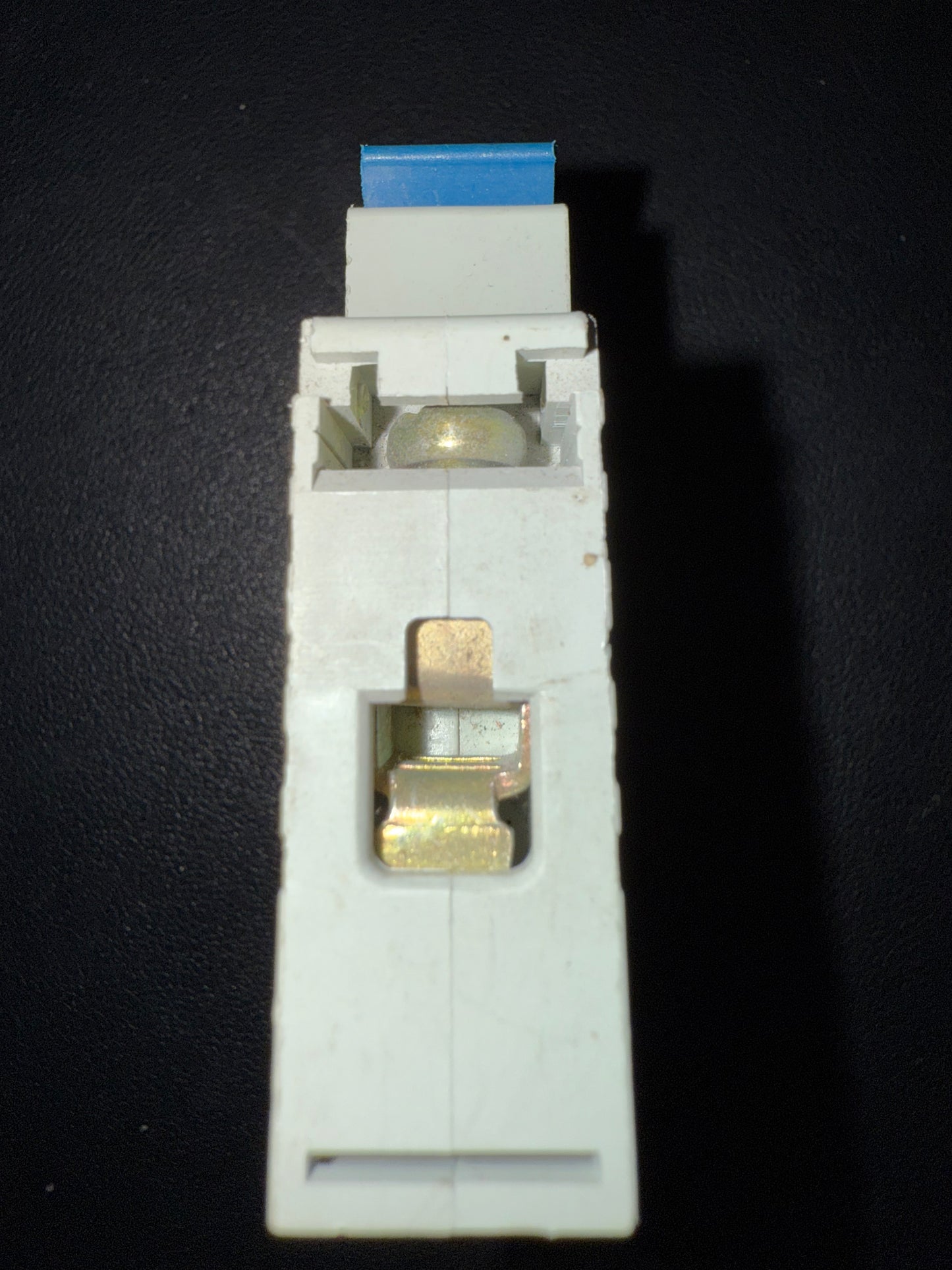 B32 Protek MCB-1b32 32A MCB (Single Pole)