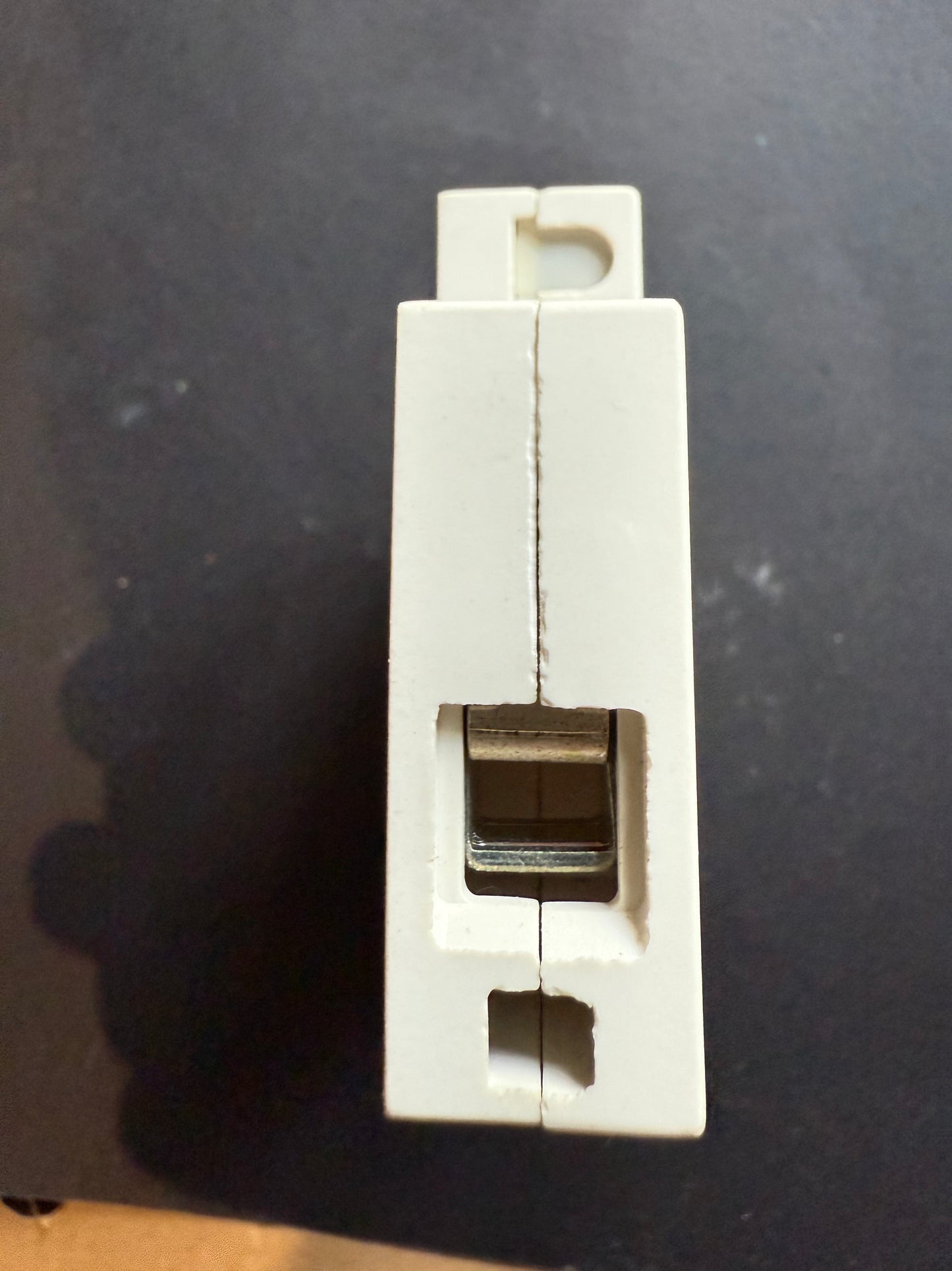 MEM 2000 MCB 16 Amp Type 2 16A Single Pole Breaker AB06S2