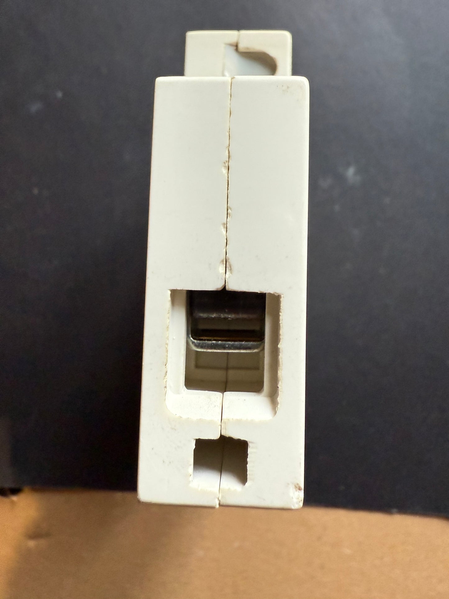 MEM 2000 MCB 32 Amp Type 2 32A Single Pole Breaker AB32S2