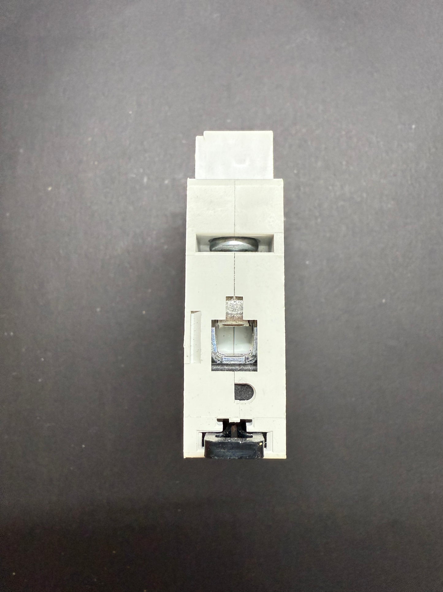 B40 Contactum 7140B MCB (1-Pole, 6000A)