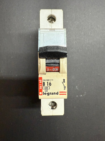 B16 Legrand 061 60 (16A, 1 Pole, 6000A)