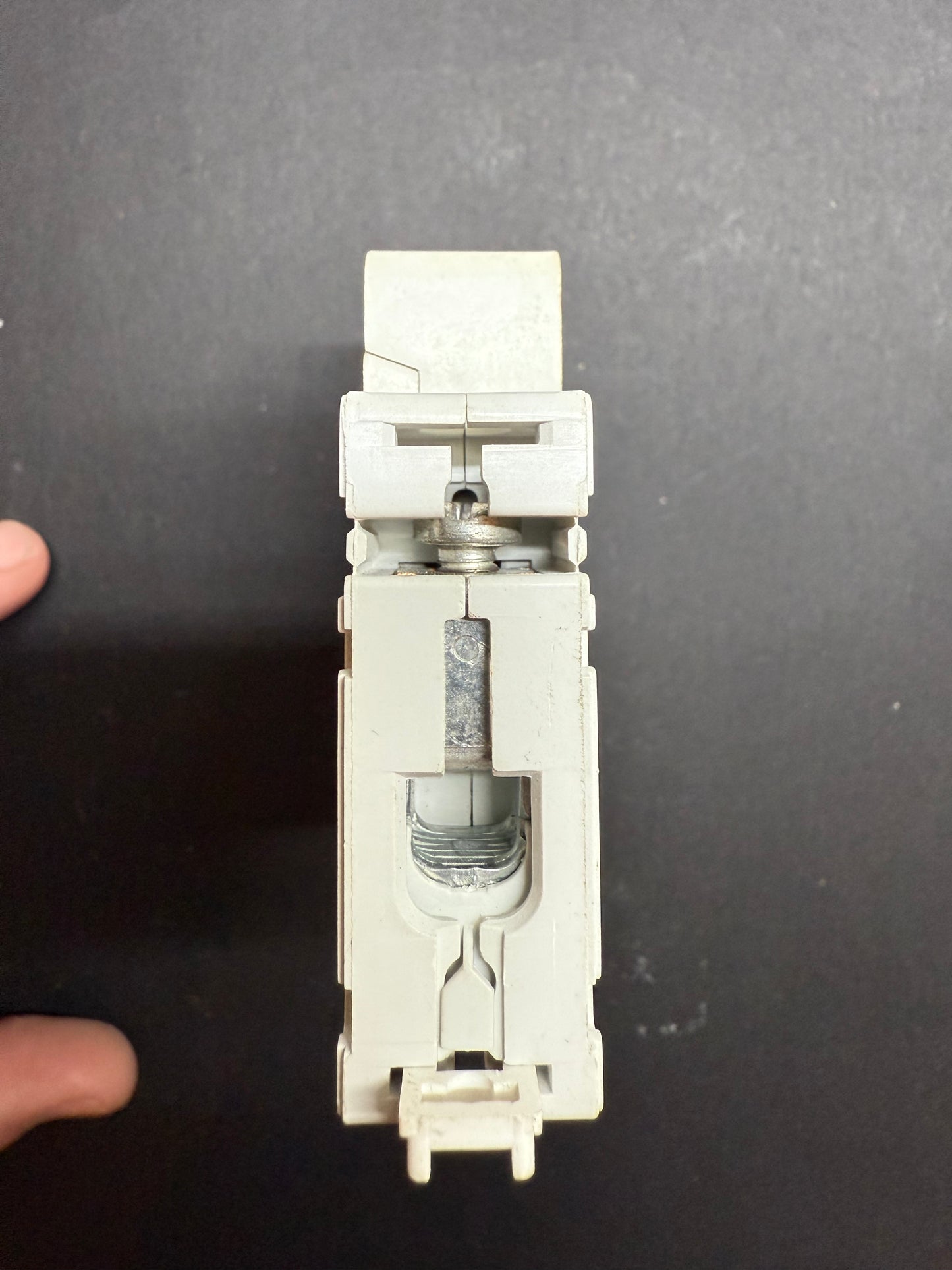 Legrand B32 061 63