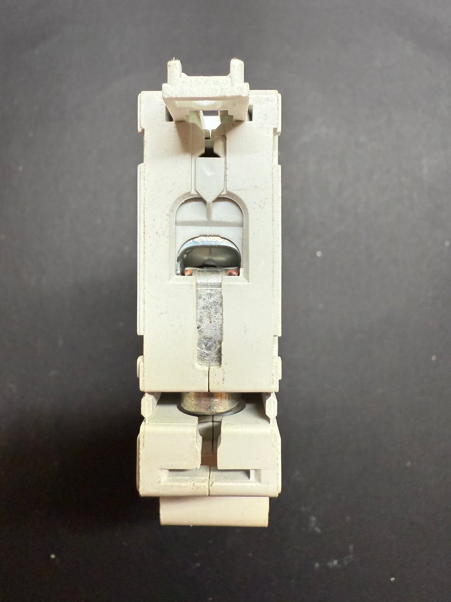 Legrand B40 061 64