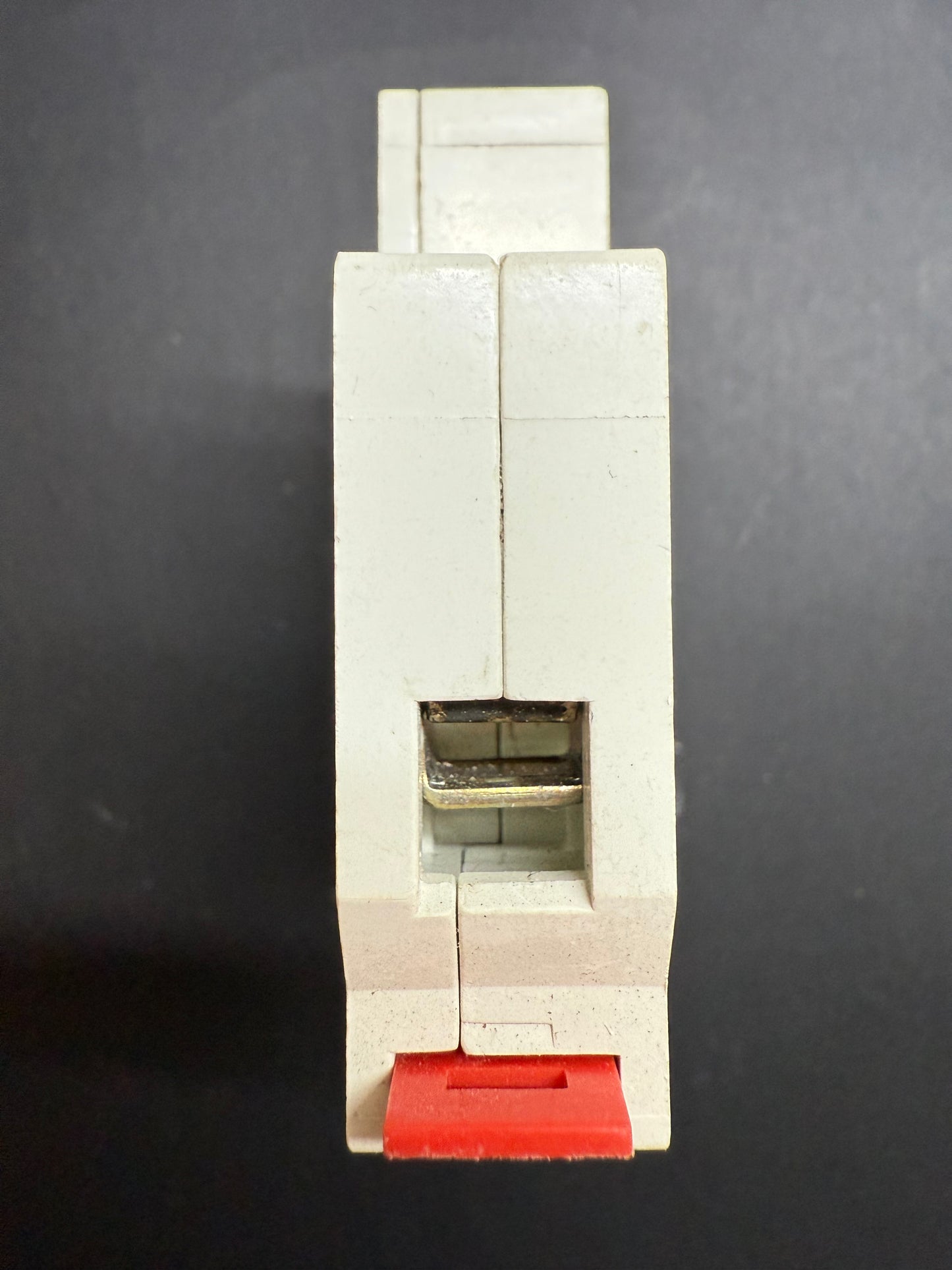 C16 MEM 16A MCB (AD16S2)