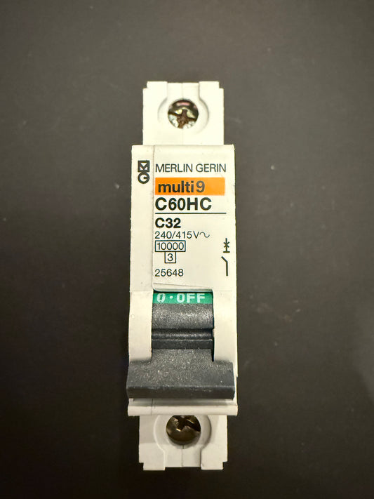 C32 Merlin Green C32 32A C60HC 25648 MULTI9 Circuit Breaker