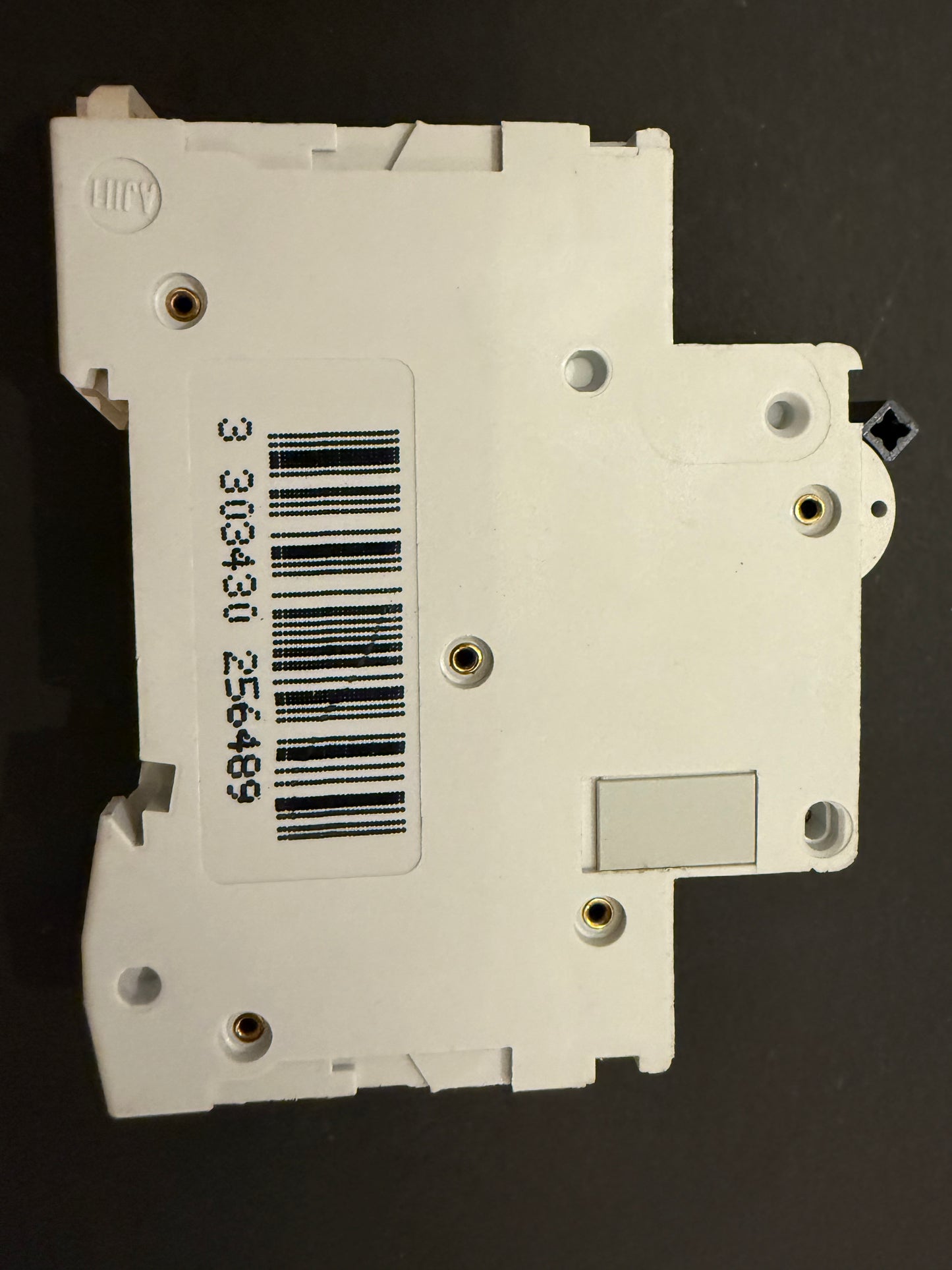 C32 Merlin Green C32 32A C60HC 25648 MULTI9 Circuit Breaker