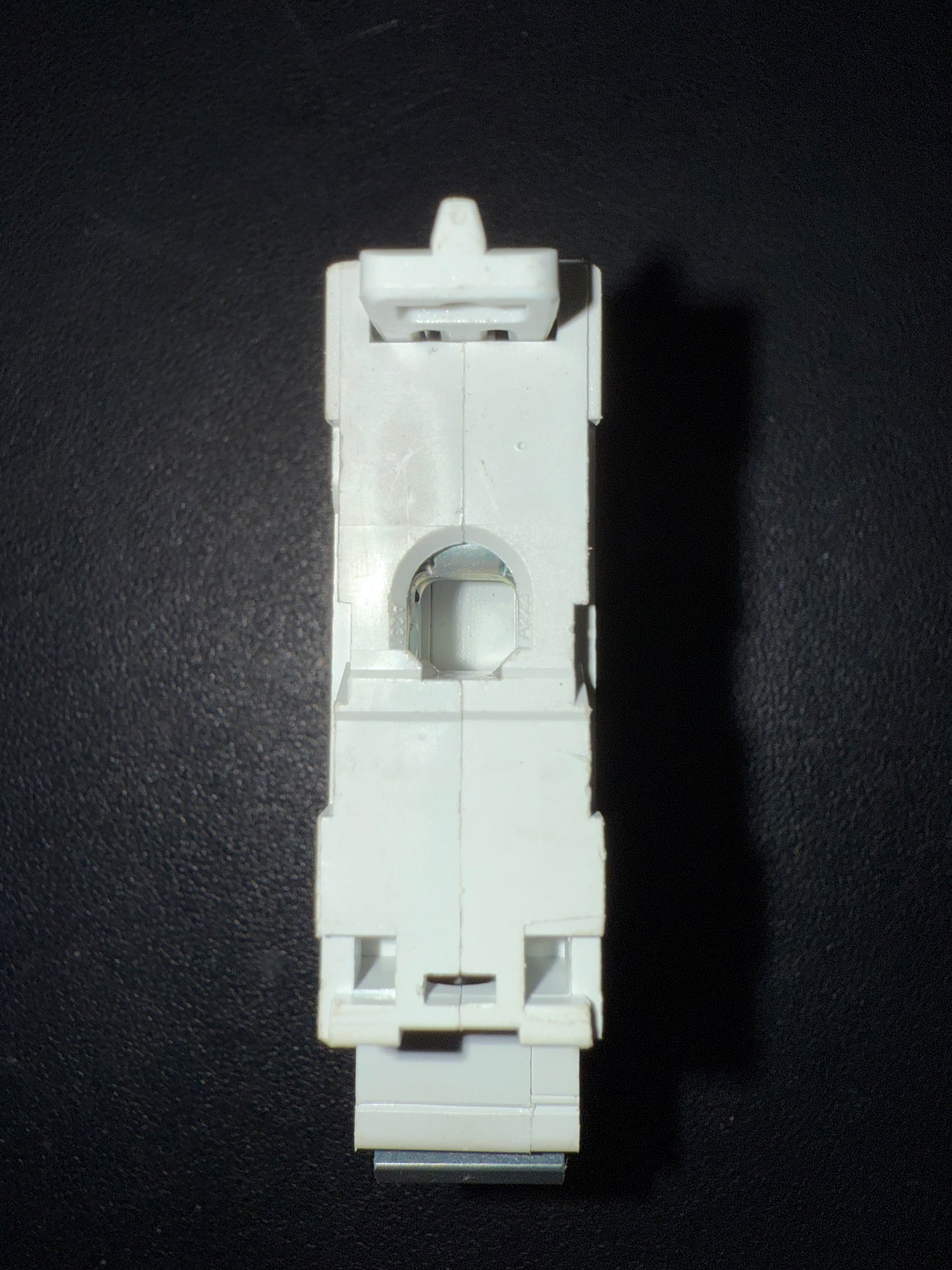 B16 Schneider Electric B16 16A MCB C60HB 25844 (Used)