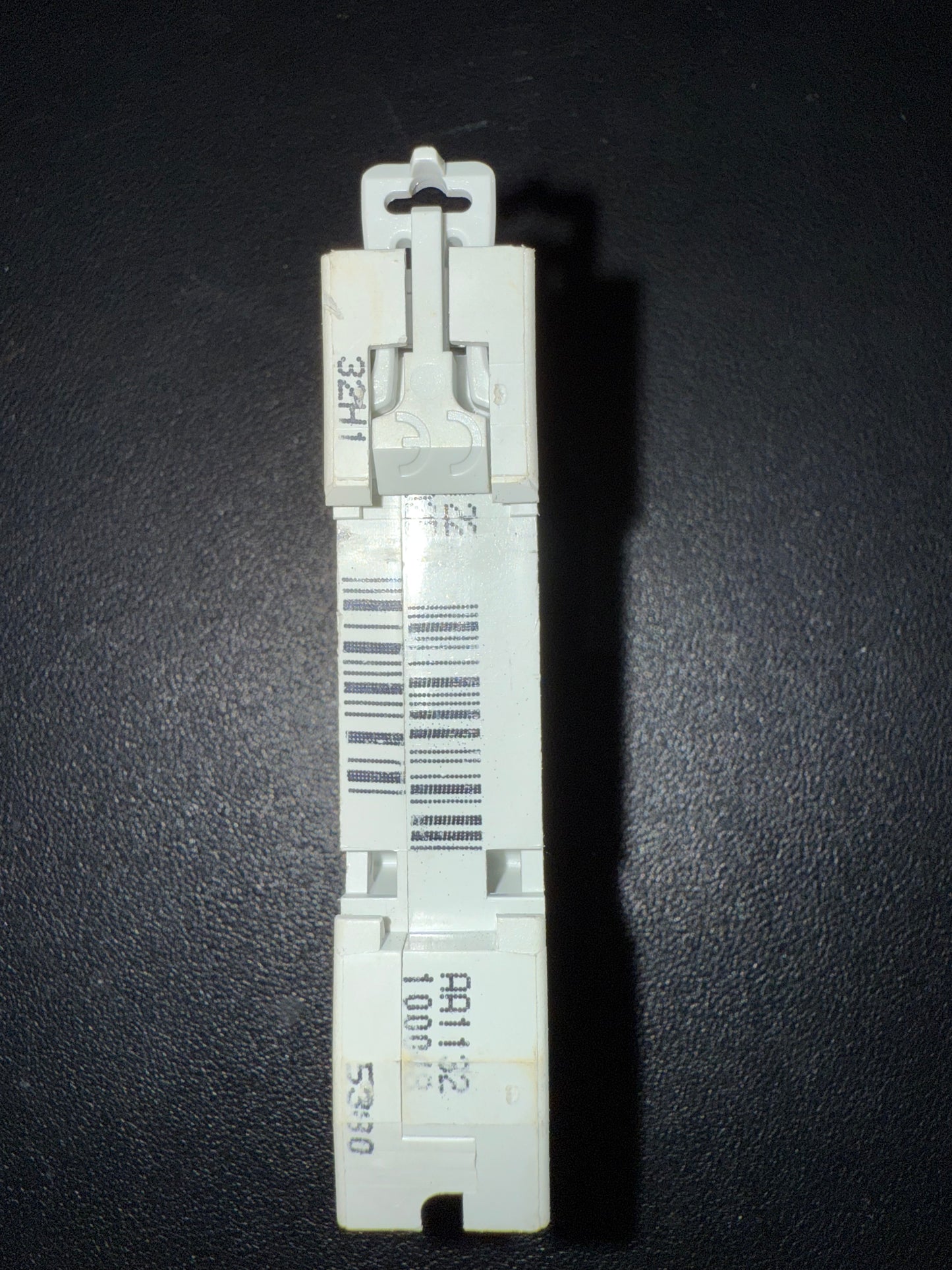 B16 Schneider Electric B16 16A MCB C60HB 25844 (Used)