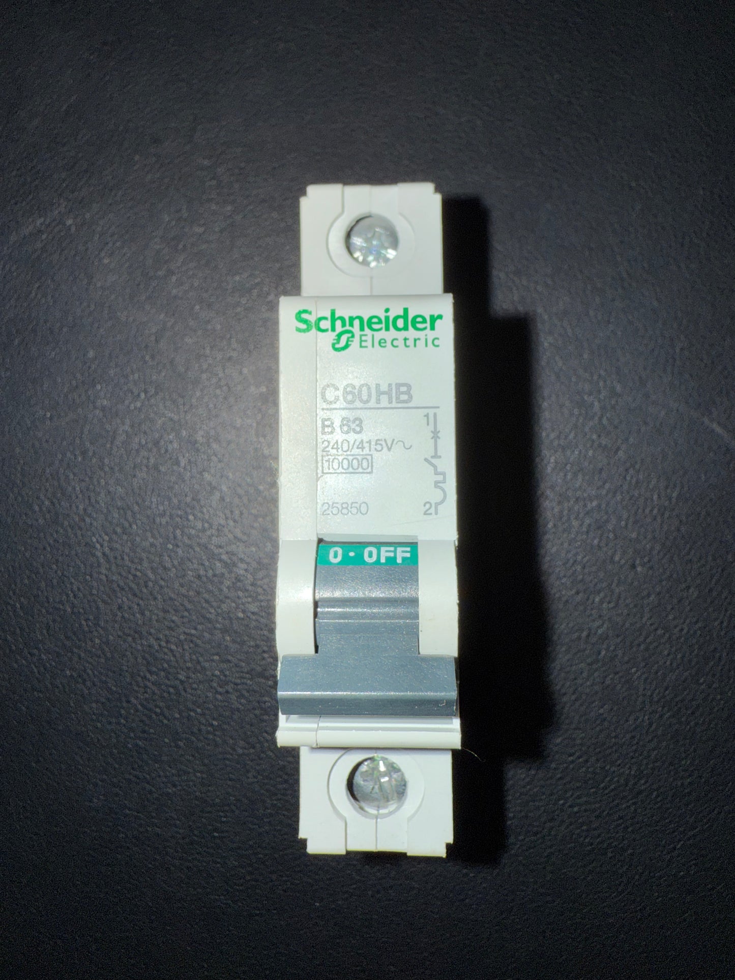 C16 Schneider Electric B63 16A MCB C60HB 25850