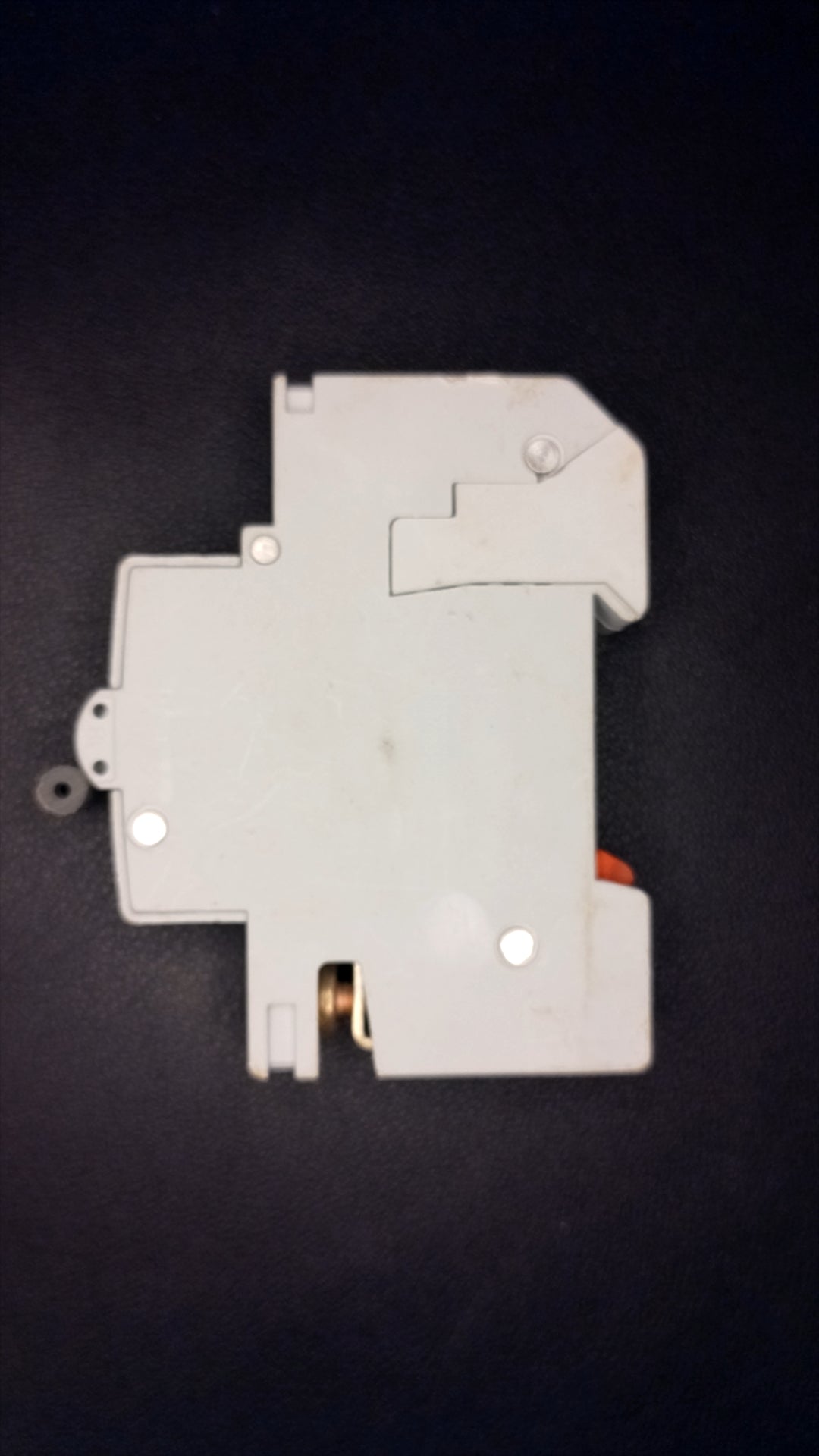 B6 Wylex NSB06 6A Series 3 (Offset Top Terminal) Circuit Breaker