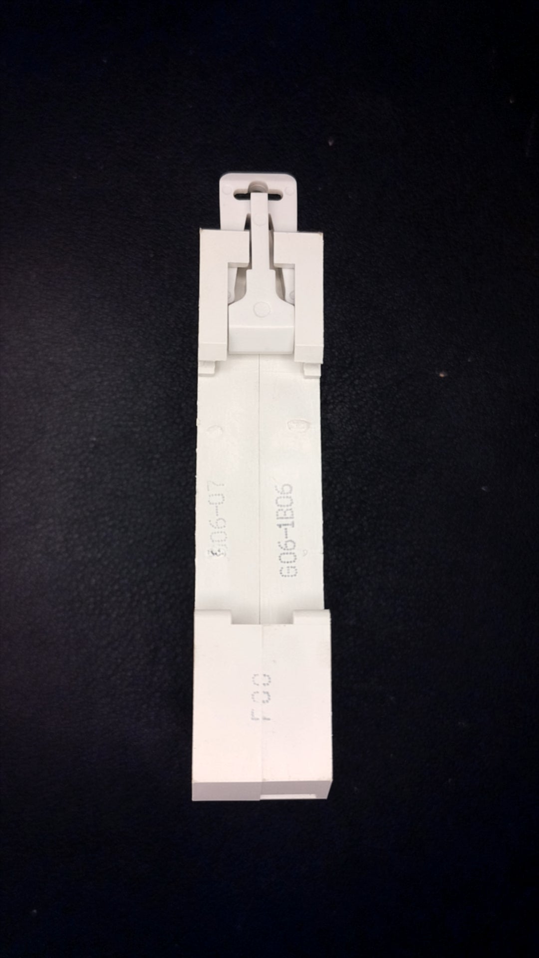 B6 Lewden b6 Circuit Breaker (G06-1b06)