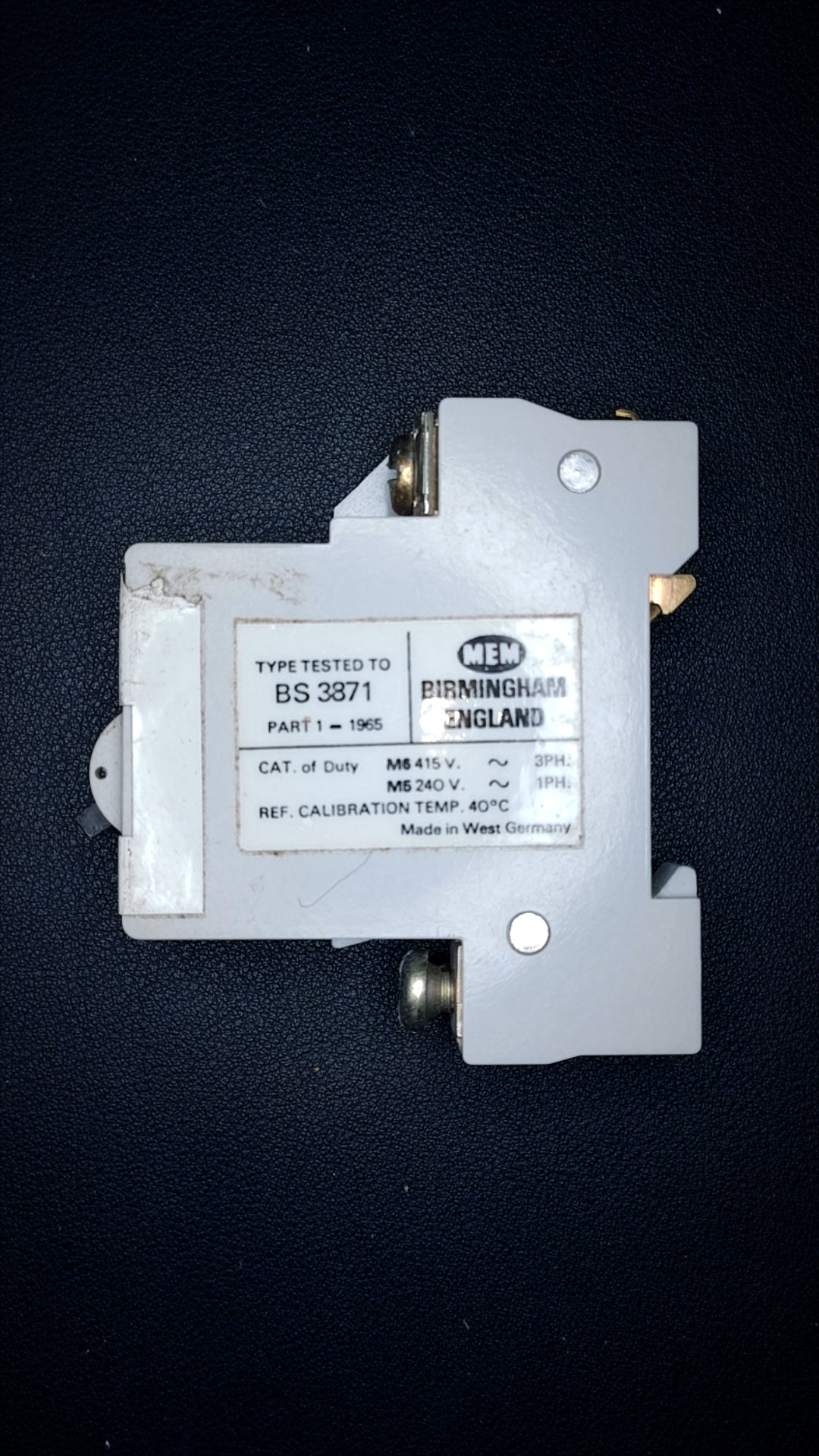B32 MEM 321QEB 32A Circuit Breaker