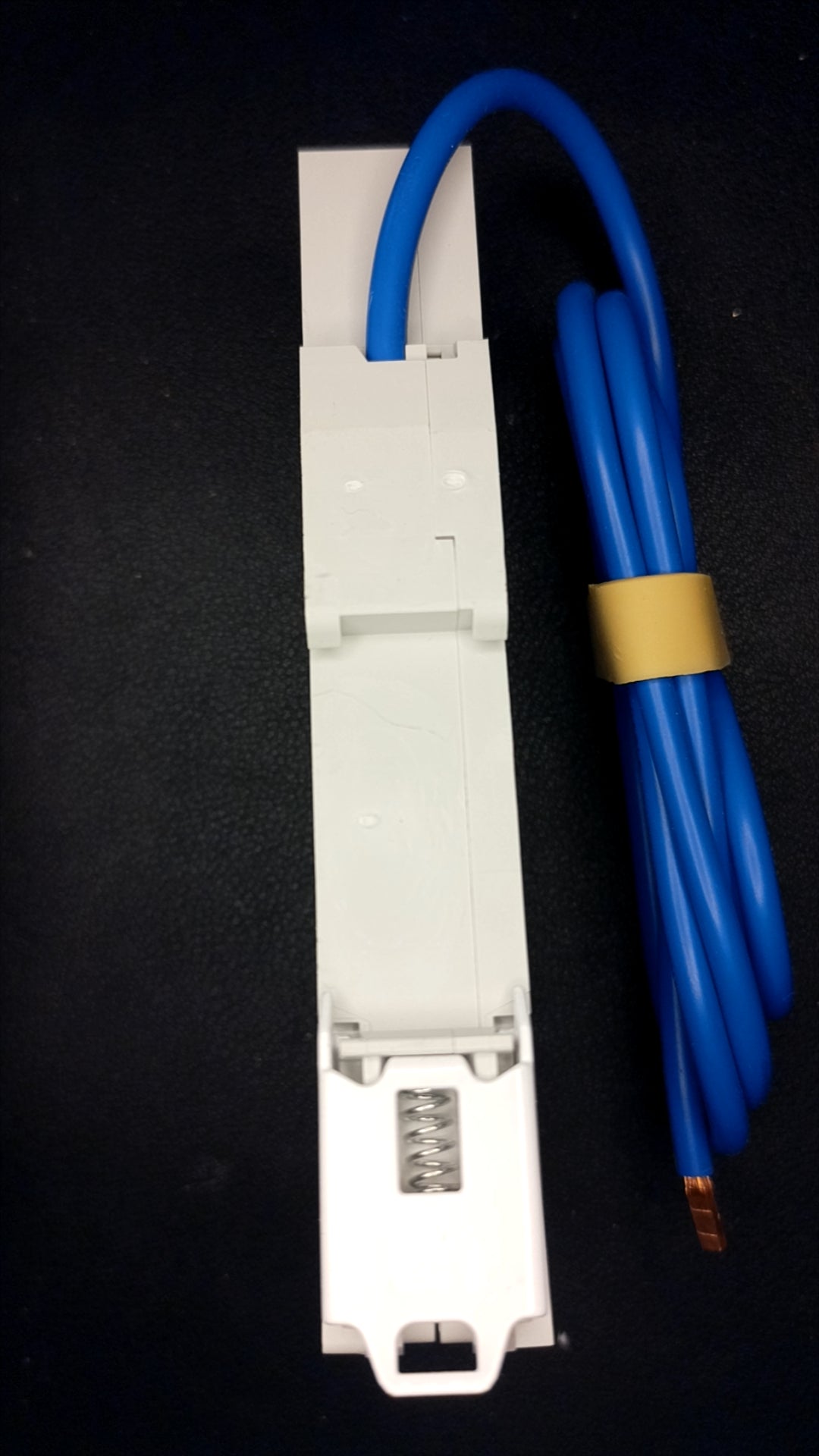 C32 Hager ADA132U 32 NEW