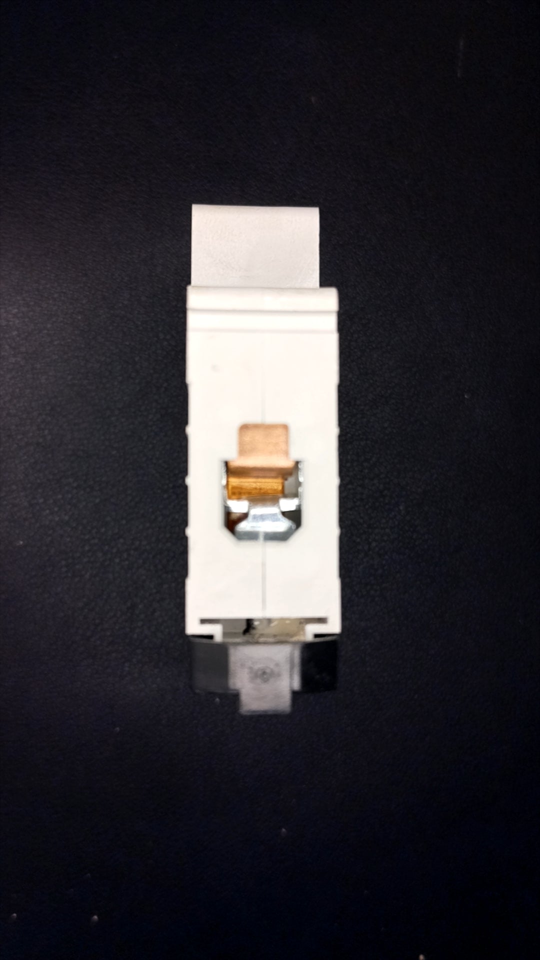 C32 MK 5932s 32A Circuit Breaker