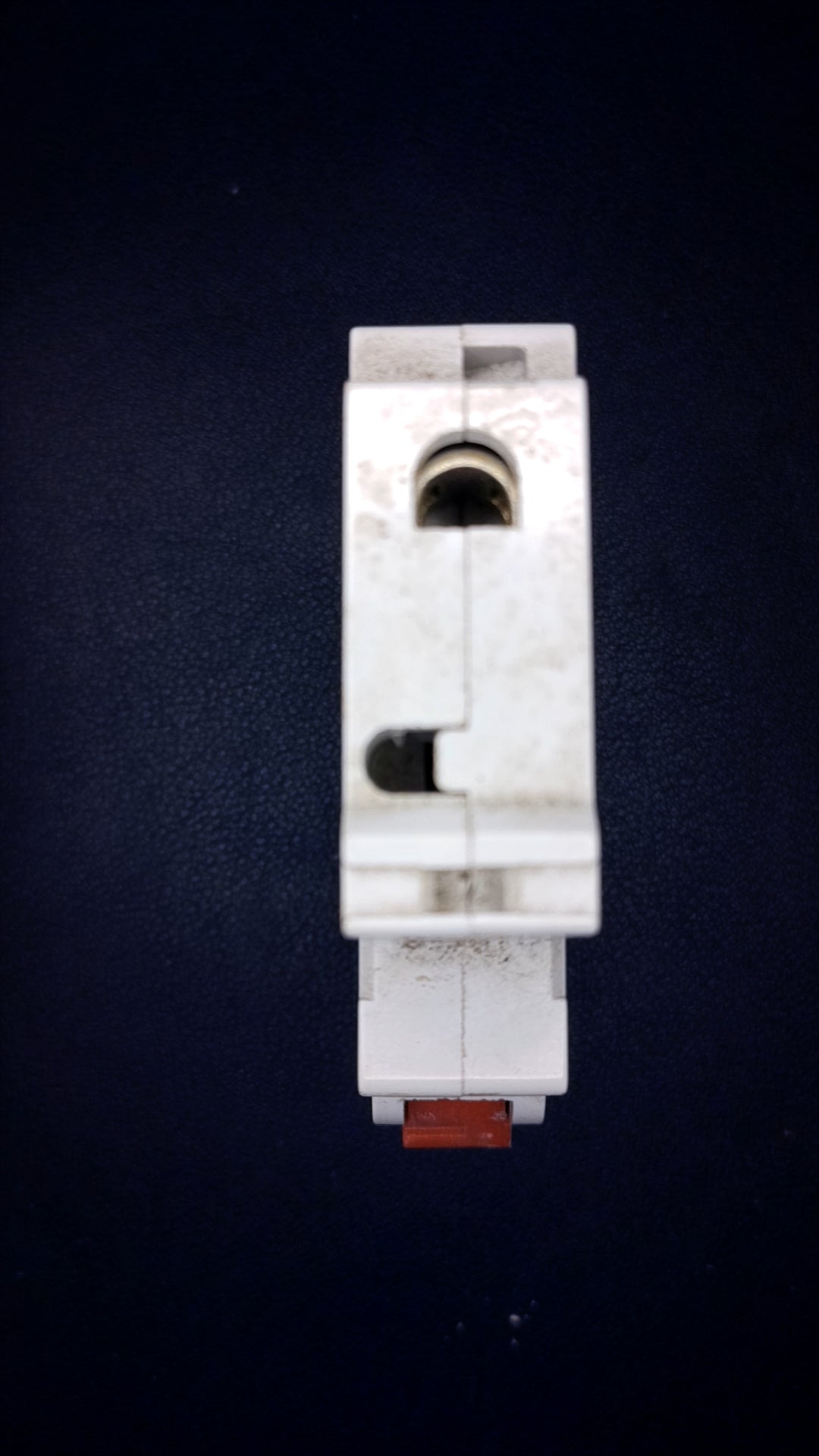 B32 Wylex NSB32 32A Red Switch Type 2 MCB