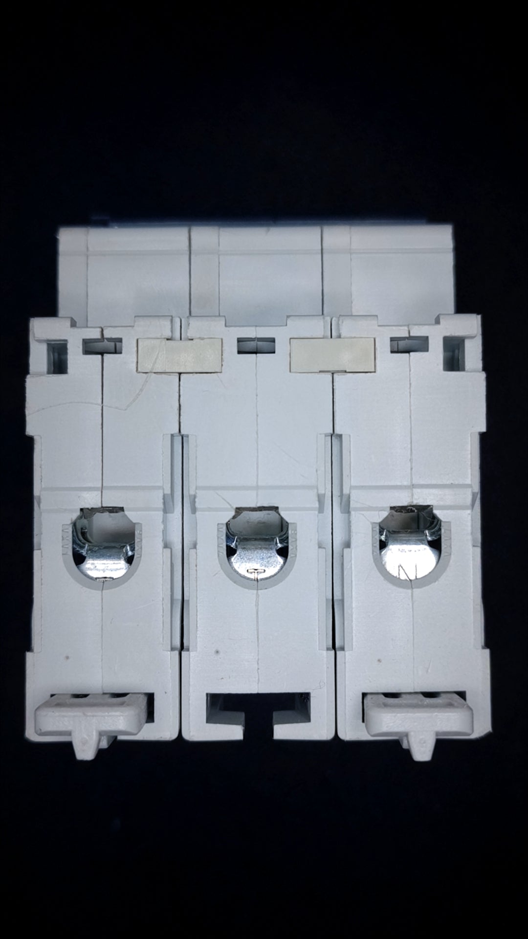 C20 Schneider Electric C60HC (3-Pole, 20A)