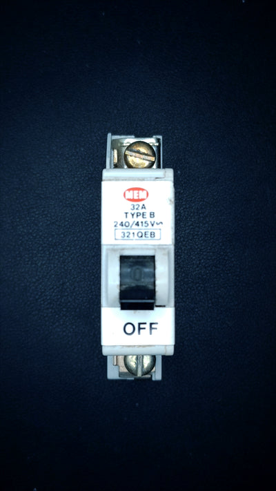 B32 MEM 321QEB 32A Circuit Breaker