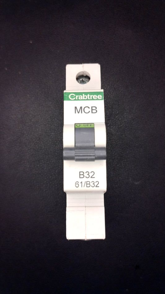 B32 Crabtree 61/B32 32A Series 3 MCB