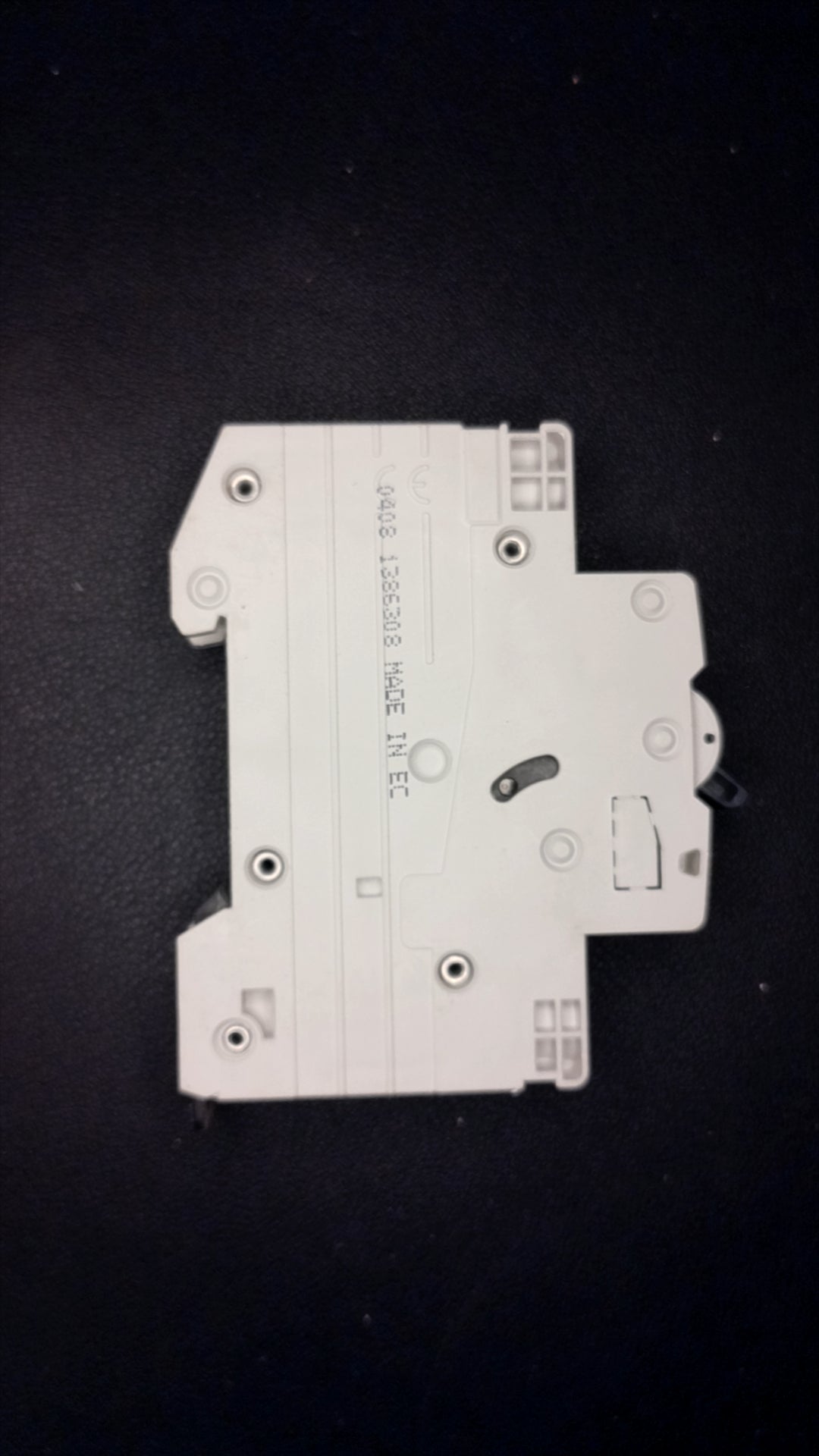 B32 MK 5932s 32A (Single Pole MCB)