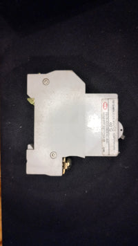B32 MEM M6 Circuit Breaker 32A 321qeb