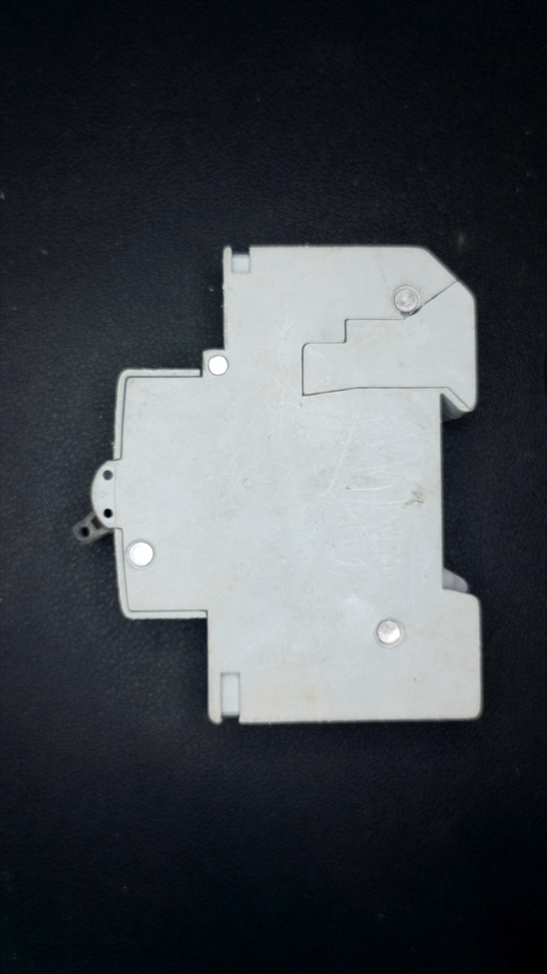 B6 Crabtree MCB B6 6M1B06 (6A, 1 Pole, 6000A Breaking Capacity)