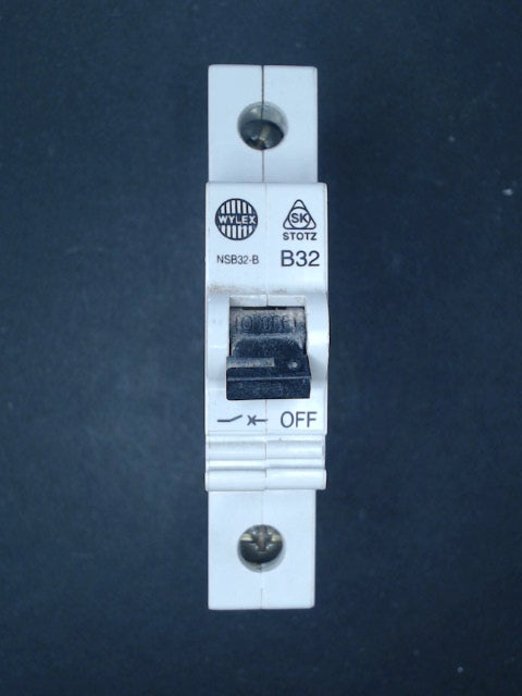 Wylex NSB32-B 32A MCB