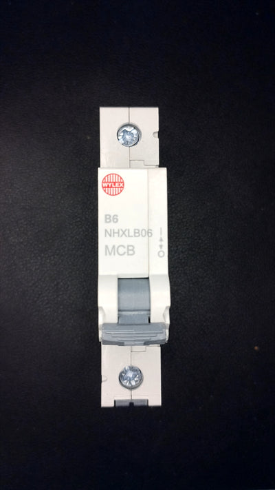 B6 Wylex NHXLB06 6A Circuit Breaker