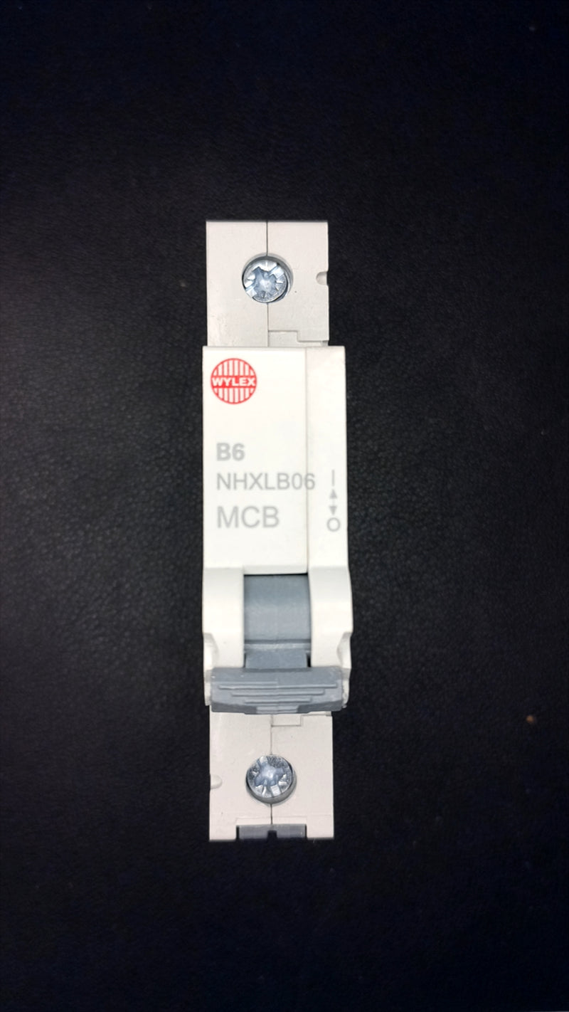 B6 Wylex NHXLB06 6A Circuit Breaker