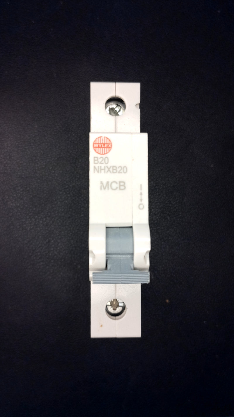 B20 Wylex NHXB20 20A Circuit Breaker