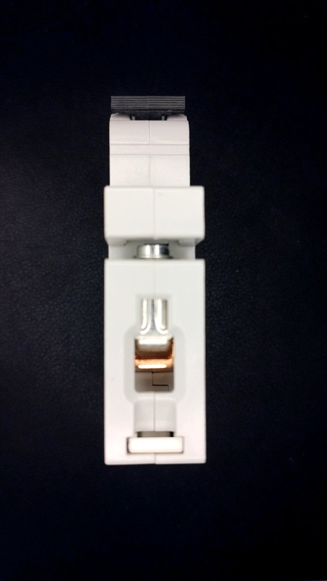 B6 Wylex NHXB06 6A Circuit Breaker