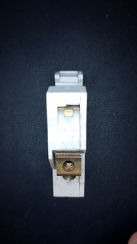 B15 Wylex NB15 15A Circuit Breaker (Single Pole)