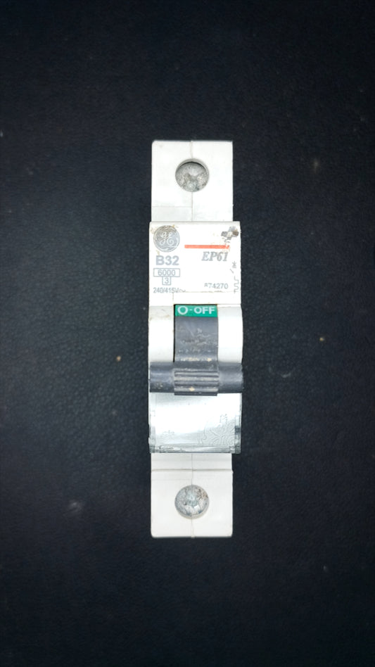 C32 GE EP61 32A 3-Pole Circuit Breaker (6000A Breaking Capacity)