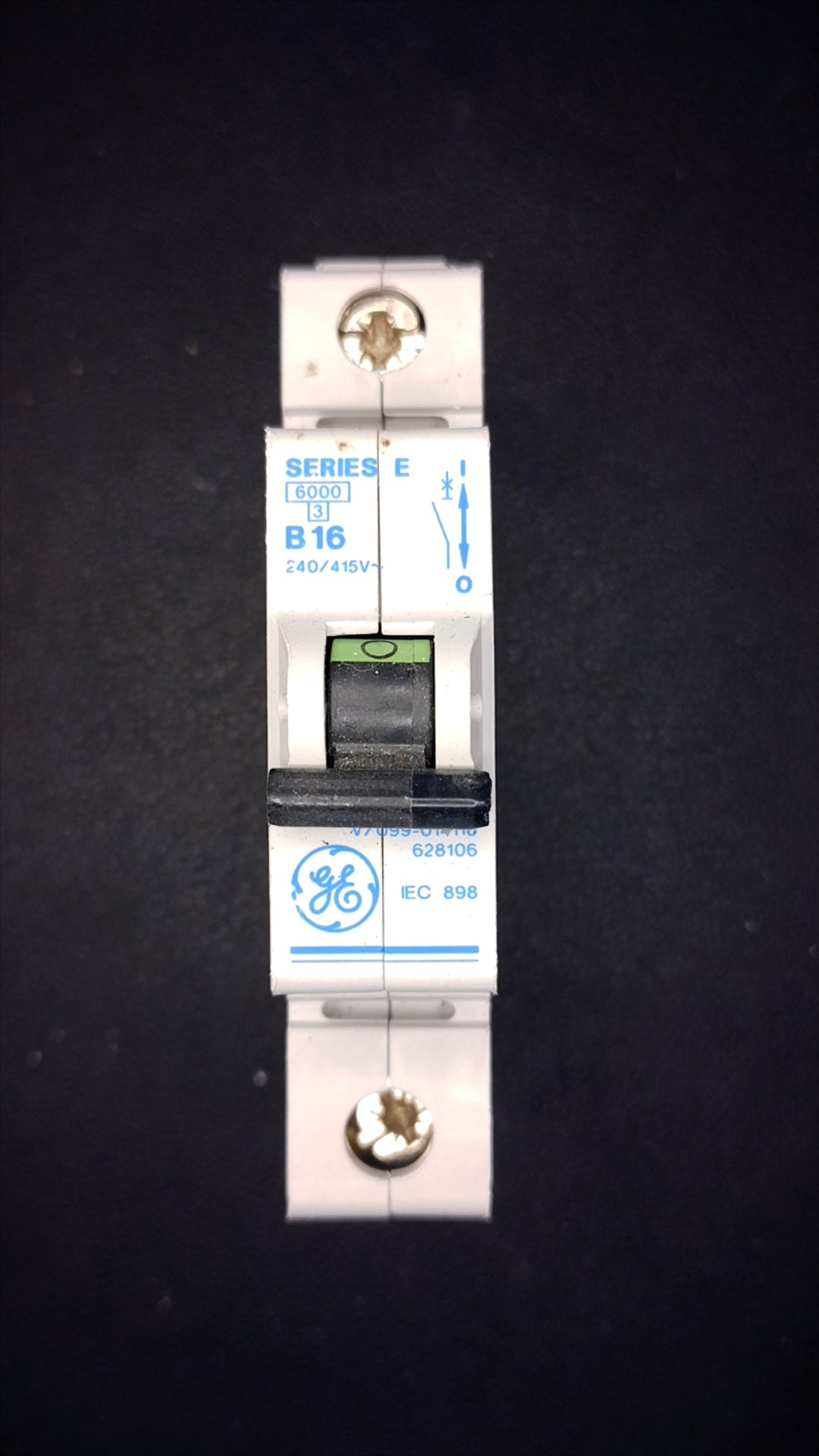 C16 GE Series E MCB 16 Amp (1 Pole, 6000A)