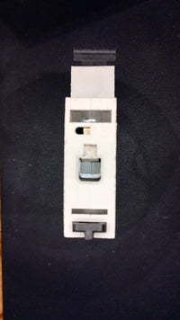 C32 British General CUMC32 32A Circuit Breaker