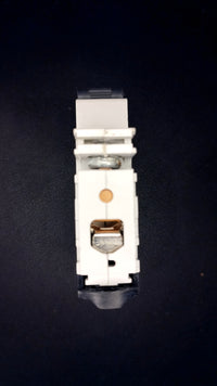 B32 Wylex NSB32 32A Series 2 Circuit Breaker (Black Clip)