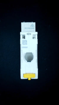 C32 Schneider Electric iC60H 32A Circuit Breaker (1 Pole, 6000A Breaking Capacity)