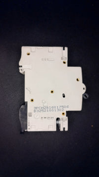 B32 Wylex NSB32 32A Series 2 Circuit Breaker (Black Clip)