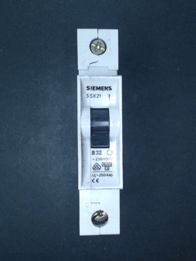 Siemens B32 32A MCB