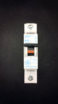B40 Series E b40 V/099-014140 Circuit Breaker